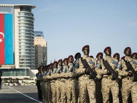 Azərbaycan müdafiə xərclərini artırır
