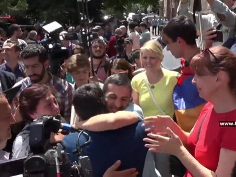 &ldquo;Sasna Tsrer&rdquo; qruplaşmasının rəhbərliyi azadlığa buraxıldı