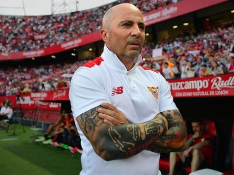 Argetina futbolçuları baş məşqçinin dəyişdirilməsini istəyirlər