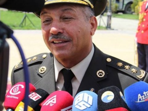 Sabahkı paradın aparıcısı hərbi keçidin bəzi detallarını Modern.az-a AÇDI