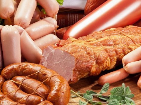Azərbaycanda dindarlar kolbasa-sosiska yeyirlərmi?..