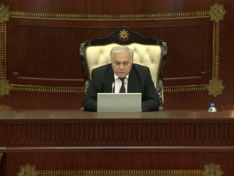 Milli Məclis sonuncu iclasa toplandı   