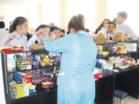 Məktəb bufetlərinin işi nəzarətə g&ouml;t&uuml;r&uuml;ləcək  &nbsp;