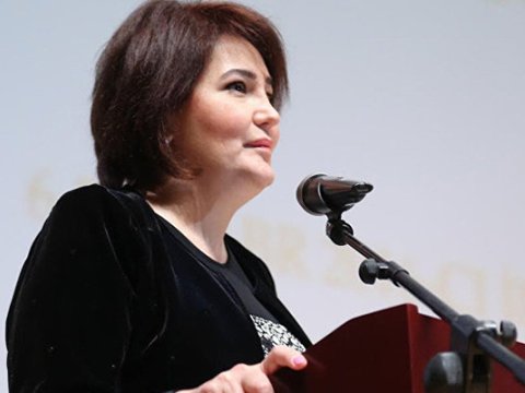Məhəbbət Vəliyeva: “Şagird sıxlığı yalnız Bakı məktəblərindədir”   