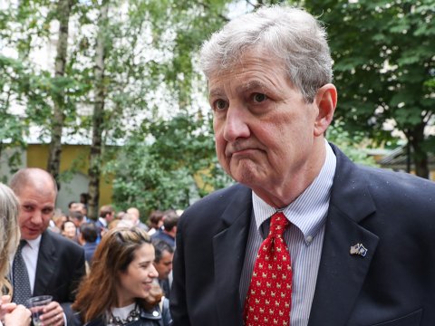 Amerikalı senatorun Moskva SƏFƏRİ: “Putin diktatordur, Lavrov isə cığal adamdır”