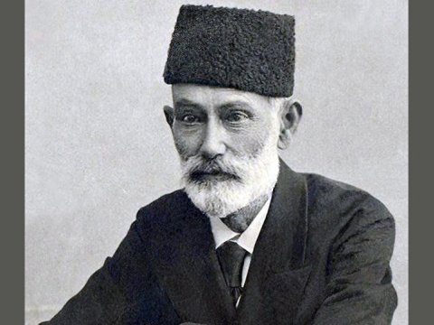 Mətbuatın işıqlı başlanğıcı