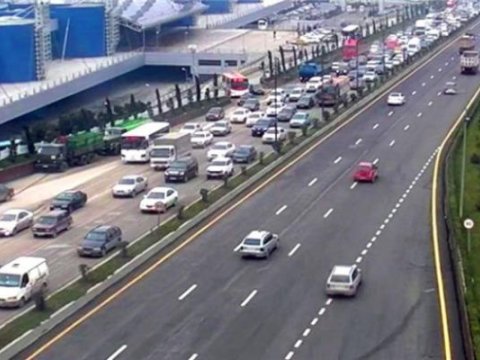 Bakı-Sumqayıt yolu BAĞLANIR - Alternativ yollardan İSTİFADƏ EDİN