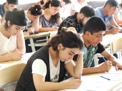 Qəbul imtahanlarının nəticələri A&Ccedil;IQLANDI