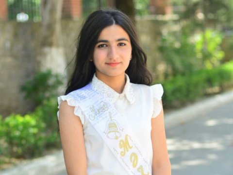 Şəki məktəblisi 700 bal topladı - FOTO