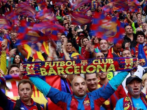 Futbol fanatlarını daşıyan avtobus qəzaya d&uuml;şd&uuml;, 12 nəfər &ouml;ld&uuml;