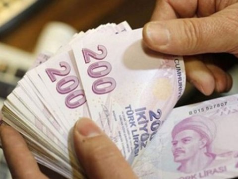 Lirə dir&ccedil;əlir- H&ouml;kumətin addımları nəticə verdi 