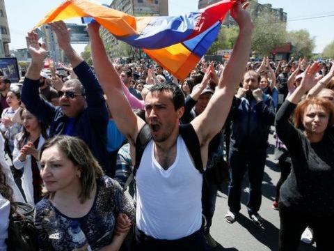 Ko&ccedil;aryanın azad olunması Yerevanı ayağa qaldırdı