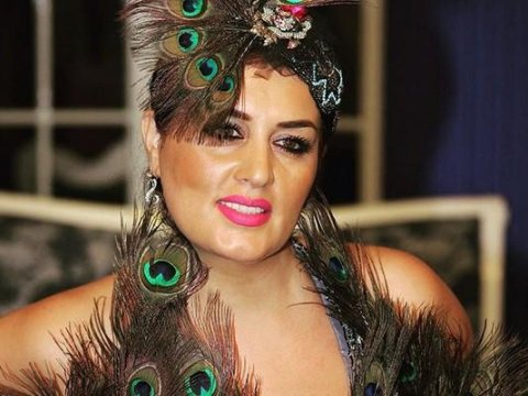 Elza Paşinyana şeir yazacaq