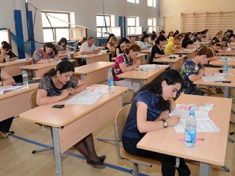Nax&ccedil;ıvanda m&uuml;əllimlər ilk dəfə test imtahanı verib 