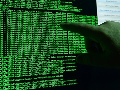 İran nüfuzlu universitetlərə haker hücumları etdi