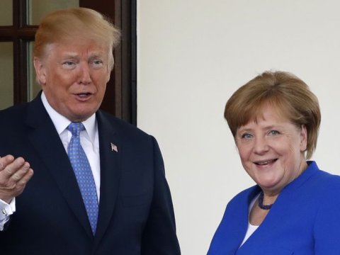 Trampla Merkel dünyaya çağırış etdi