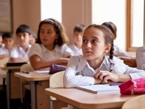 Azərbaycanda məktəblilərin ümumi sayı AÇIQLANDI   