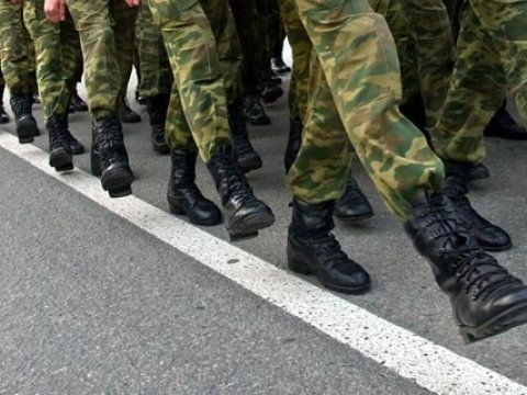 Ermənistanda zabit özünü güllələdi