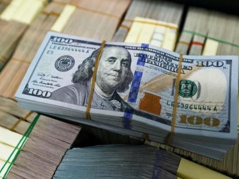 Dollardan imtina m&uuml;mk&uuml;n deyil