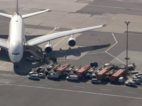 Dubaydan gələn təyyarə karantinə alındı