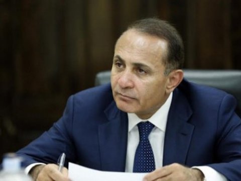 Ermənistanın ke&ccedil;miş baş nazirinə ittiham irəli s&uuml;r&uuml;ld&uuml;