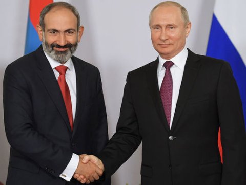 Paşinyan Putin g&ouml;r&uuml;ş&uuml; başladı &ndash; Kremlin narazılığı&nbsp;hiss olunur