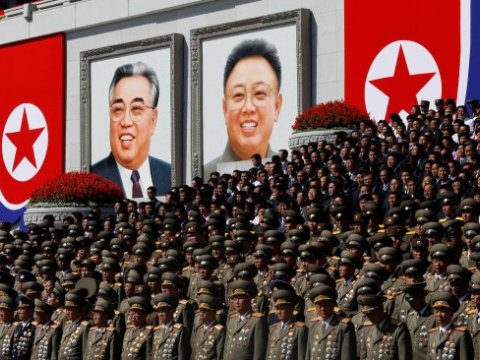 Müstəqilliyinin 70 ili tamam olan Şimali Koreyada hərbi parad - FOTOLAR