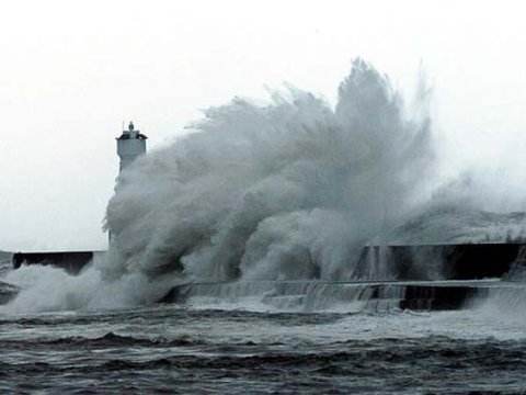 ABŞ-da 1,5 milyon insan evakuasiya olundu