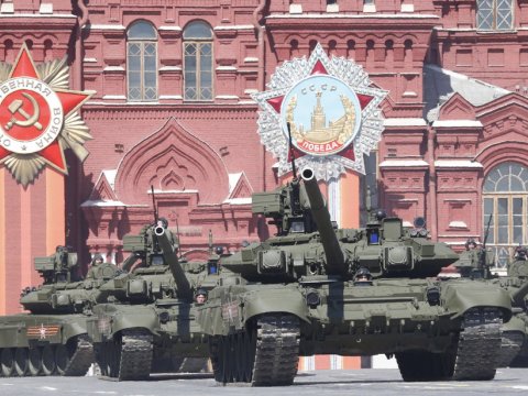Rusiya və Çindən Qərbə əzələ nümayişi: Müharibəyə hazırlıq - FOTOLAR