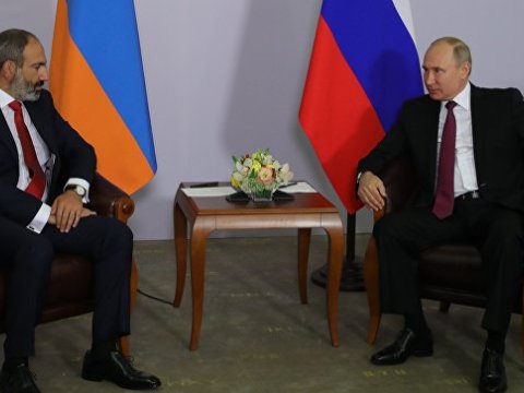 Paşinyan Azərbaycanı Putinə şikayət etdi