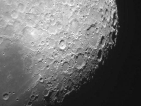 42 yaşlı milyarder Aya u&ccedil;an ilk turist olacaq