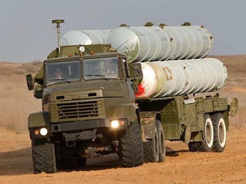 Rusiya Suriyaya S-300 raketləri yerləşdirir