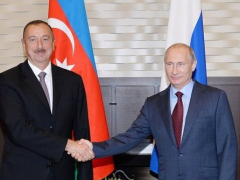 Putin Bakıda Qarabağ məsələsini müzakirə edəcək