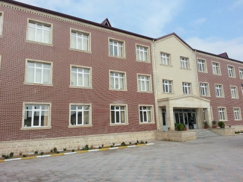 Bakının bu məktəbində müəllimlər işləmək istəmir – Direktor səbəbini AÇIQLADI