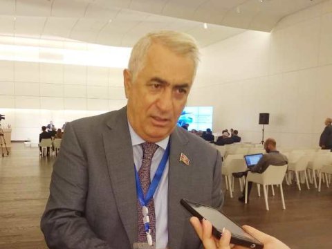 Bakı-Tbilisi-Qars dəmiryolunda sərnişin daşınması gələn ilə qaldı  &nbsp;