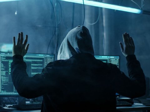 Hakerlər Facebook-da 50 milyon istifadəçinin hesabını ələ keçirdi