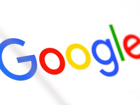 “Google” senzuralı axtarışa görə “topa tutuldu”