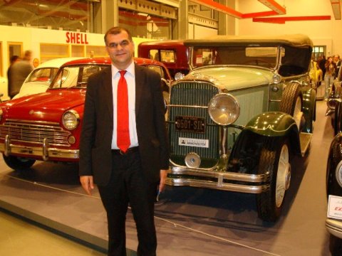 Almaniya Azərbaycanlıları Şurasının əlaqələndiricisi: “Yeganə yol təşkilatlanmaq idi”