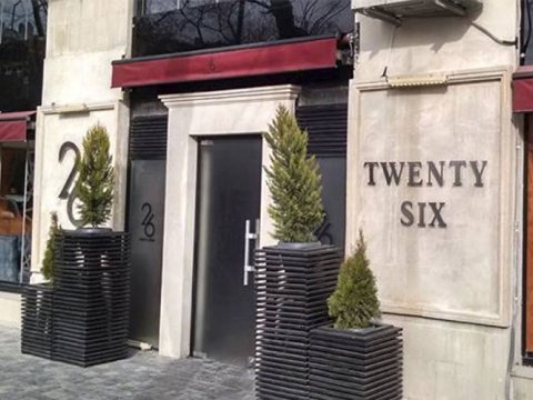 Yazıçılar Birliyi qalmaqallı “26” kafesinin yerini açmaq istəmir