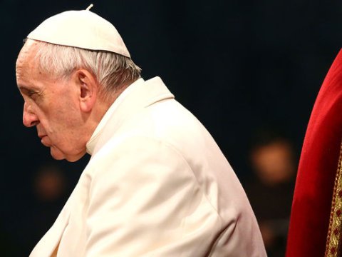 Papa abortu sifarişli qətllə m&uuml;qayisə etdi