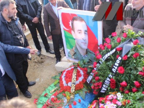 Etimad Əsədov dəfn olundu - FOTOLAR