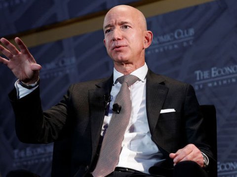 Dünyanın ən zəngin adamı 2 gündə 19 milyard dollar itirdi