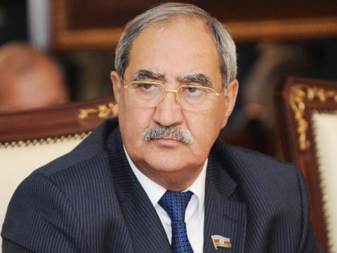 Deputat keçmiş məmurun hamamının hərraca çıxarılmasını təklif etdi