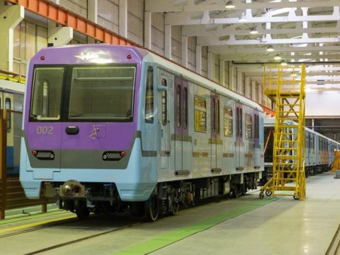 Bakı metrosu yeni vaqonlar aldı   