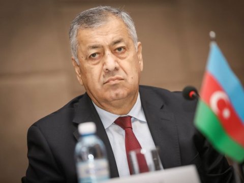 Deputat Konstitusiya Məhkəməsinə etiraz etdi    