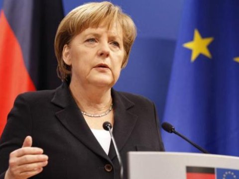 Merkel ən böyük səhvini etiraf etdi, üzr istədi