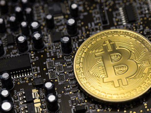 Bitkoin kəskin ucuzlaşdı  &nbsp;