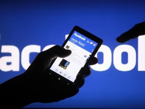 Zukerberq Facebook-a g&ouml;stərilən təzyiqlərdən şikayətləndi
