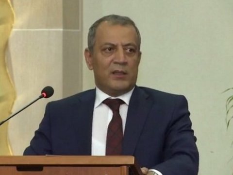 Azərbaycanda nazir müavini işdən çıxarıldı   