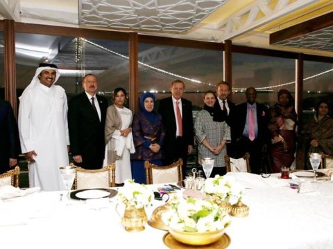 Allahşükür Paşazadə Ayaz Mütəllibovun əvəzinə necə qol çəkmişdi... - TARİX   